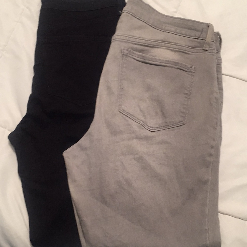 2 pair of old navy jeans as a set